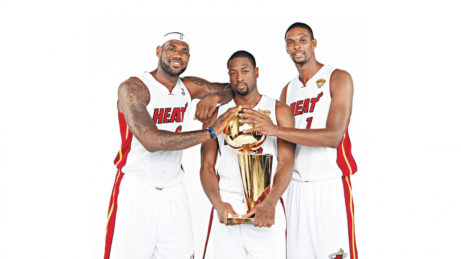 霍勒迪精准传球带动雄鹿多点开花，霍勒迪被交易至雄鹿